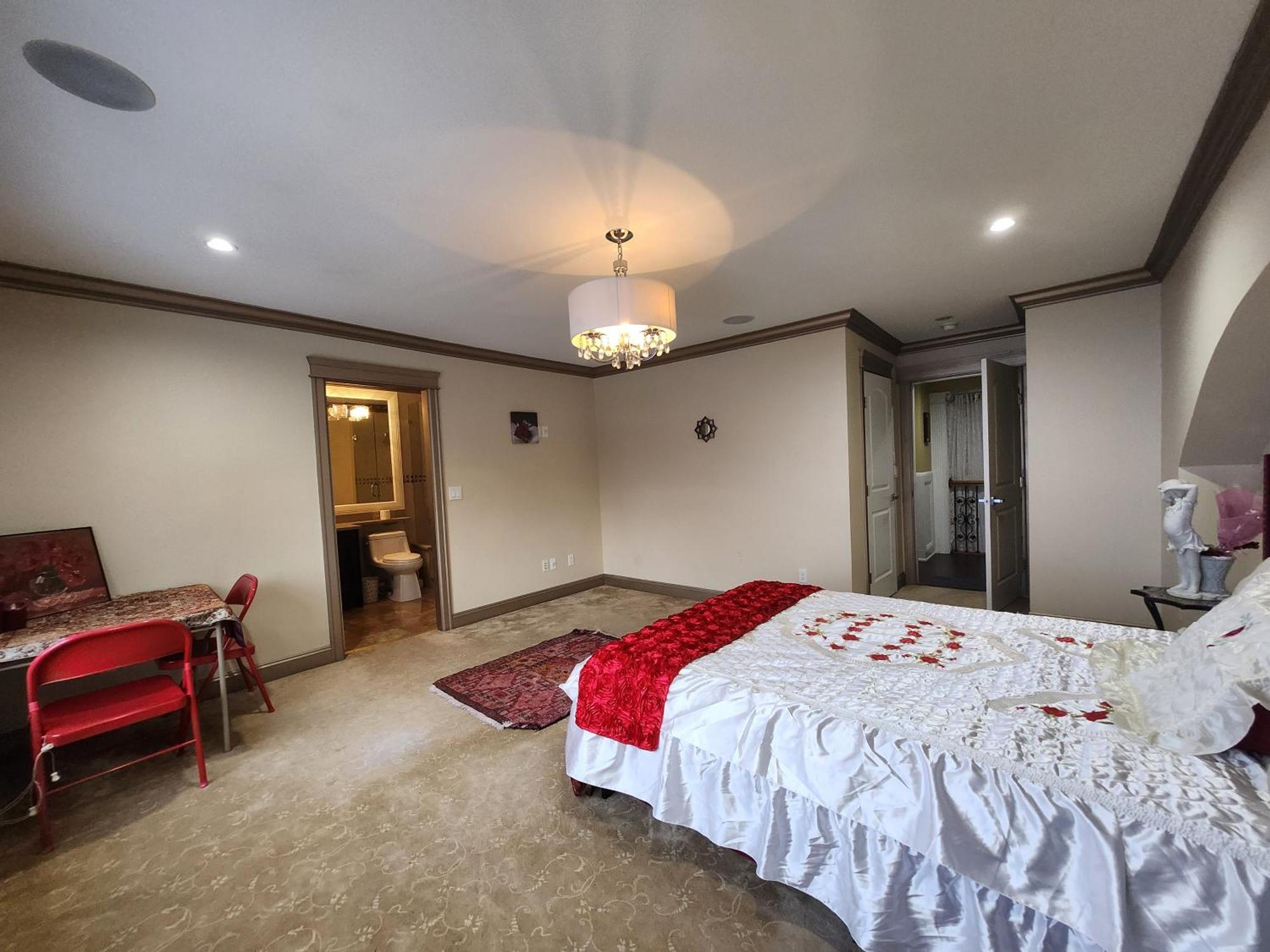 Empress Palace Hotel Surrey Esterno foto